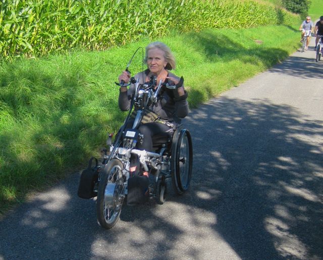 V2R2013-18.jpg V2R2013-18.jpg