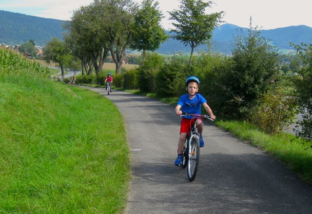 V2R2013-7.jpg V2R2013-7.jpg